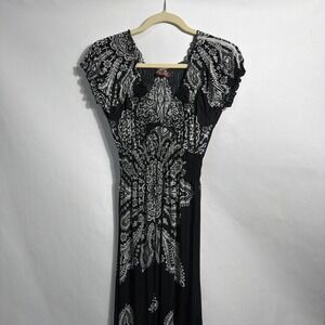 Earthbound Trading Co Black & White Mandala Boho Maxi Dress L/XL Smocked Paisley